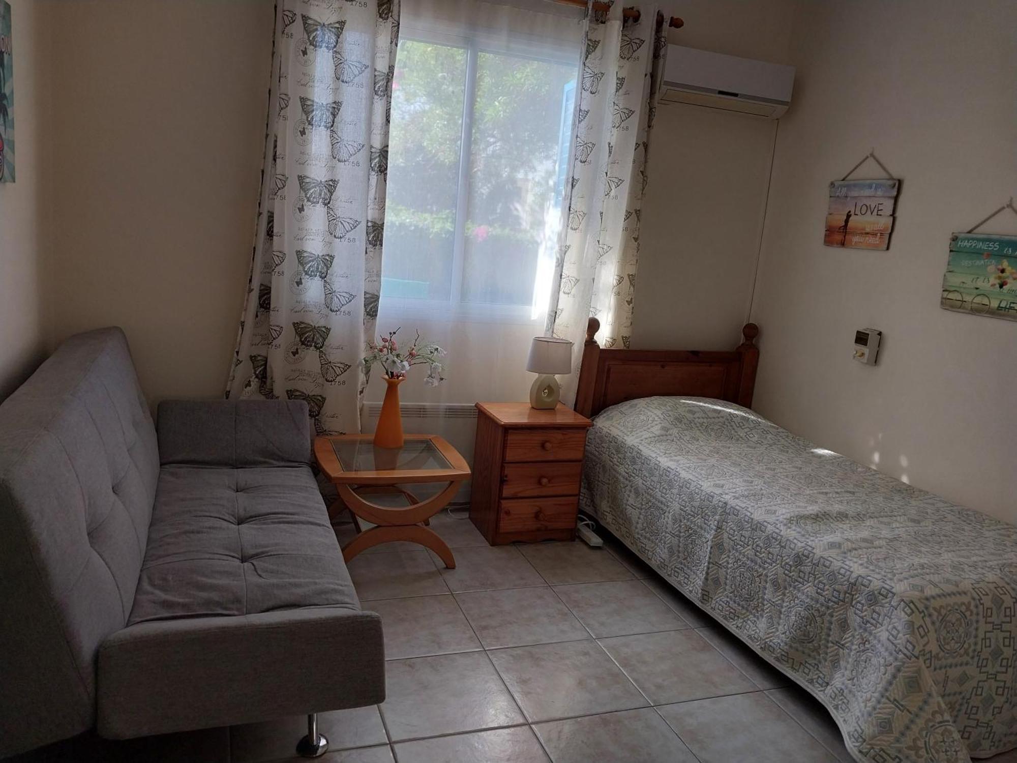 Kings Apartment With Private Garden Paphos Exterior foto